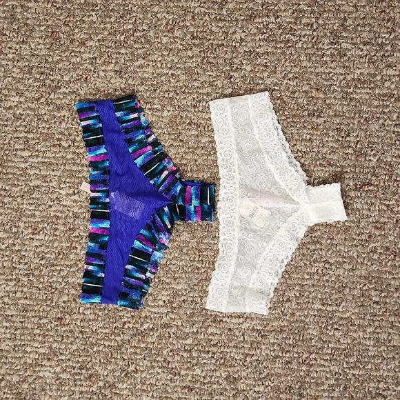 Pink victorias secret extra low rise lace cheeksters M bundle - Picture 1 of 3